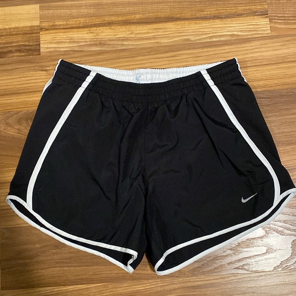 Nike Pants - NIKE Dri-Fit black shorts